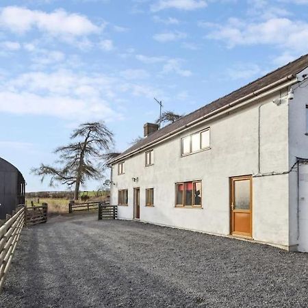 Upper Caerfaelog Farmhouse Llanbister 外观 照片