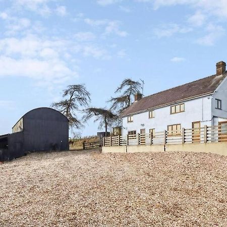 Upper Caerfaelog Farmhouse Llanbister 外观 照片
